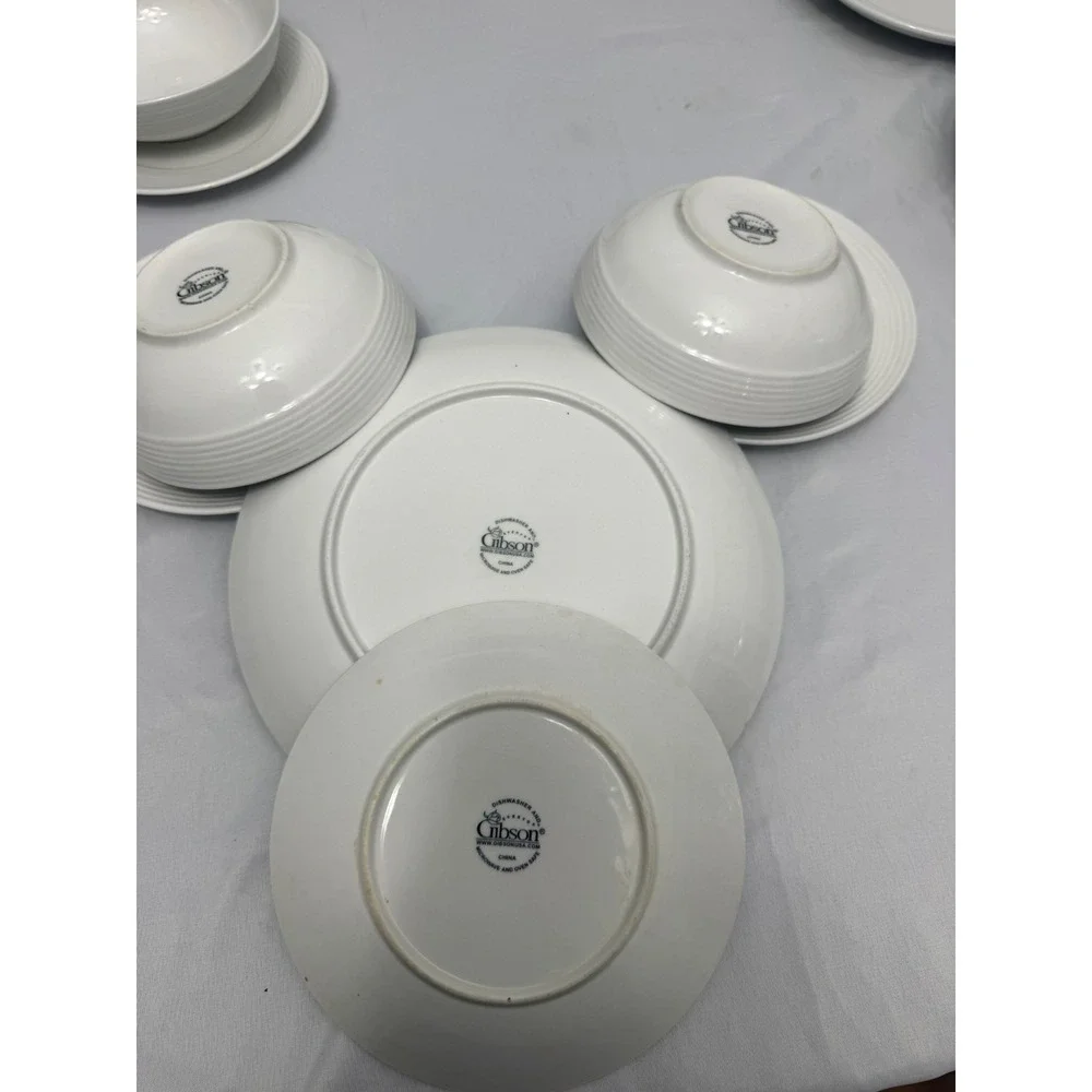 Gibson USA White China Dinnerware Set Ribbed Texture Plates Bowls 15 Piece